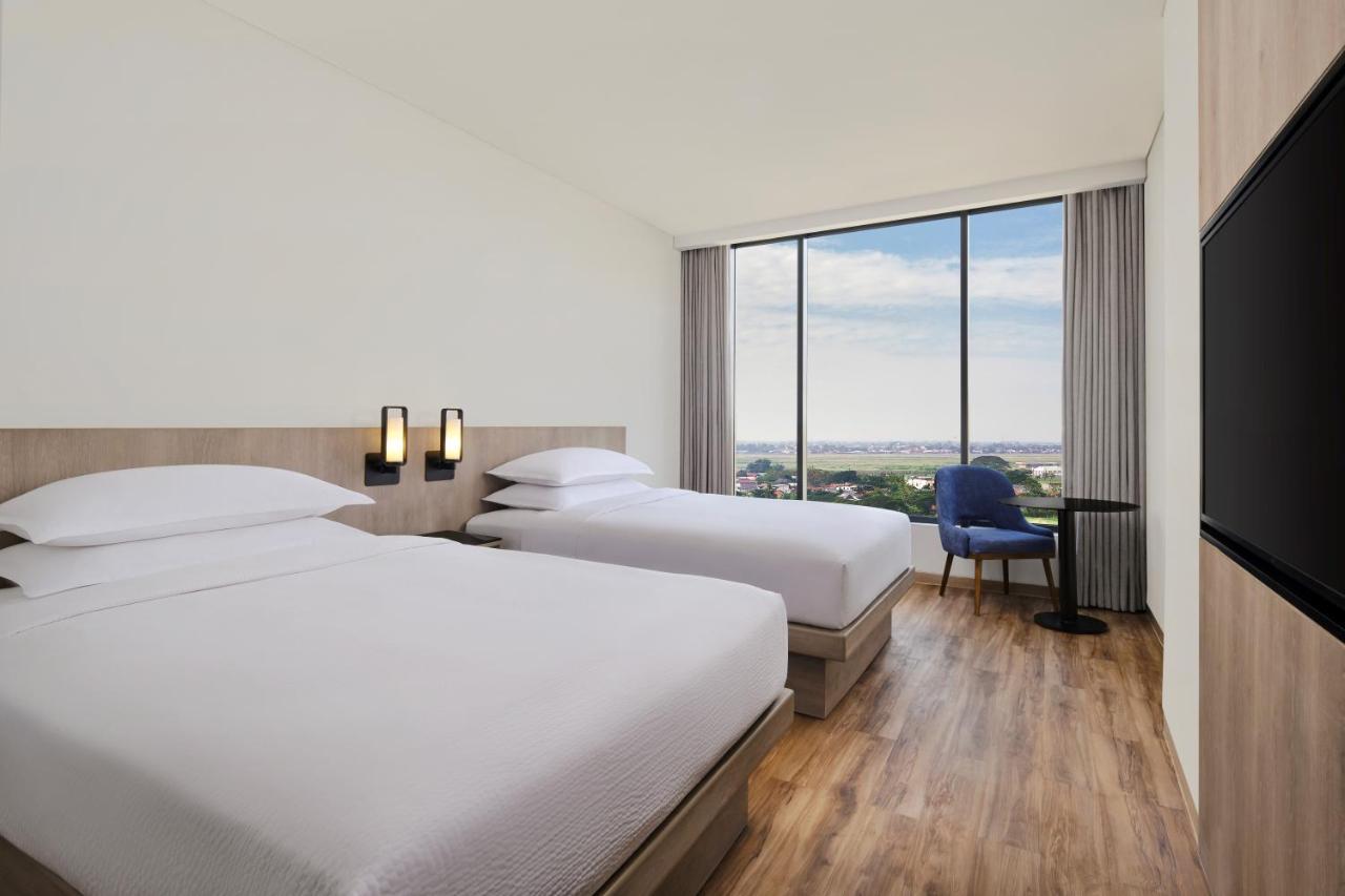 Fairfield By Marriott Jakarta Soekarno-Hatta Airport Tangerang Exterior photo